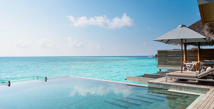 1BR Over Water Pool Residence - Vakkaru Maldives