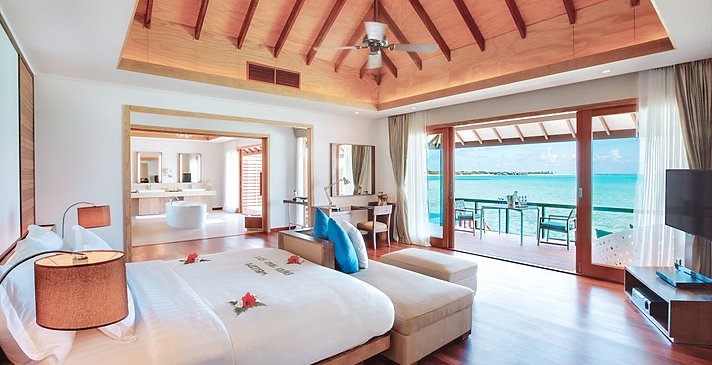 Deluxe Water Villa mit Pool - Hideaway Beach Resort & Spa