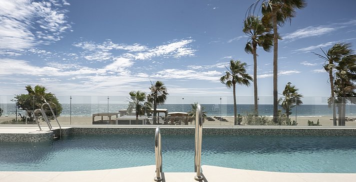 Sea View Suite with Pool - METT Hotel & Beach Resort Marbella, Estepona